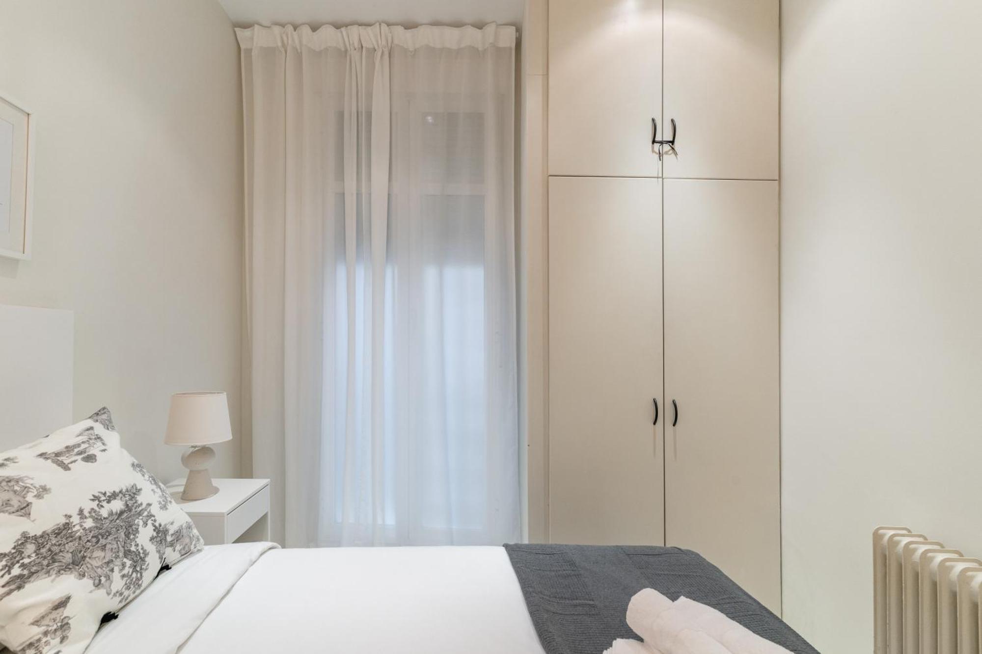 Spacious Modern-3Bedrooms 2Bathrooms-Plaza Mayor Madrid Bagian luar foto