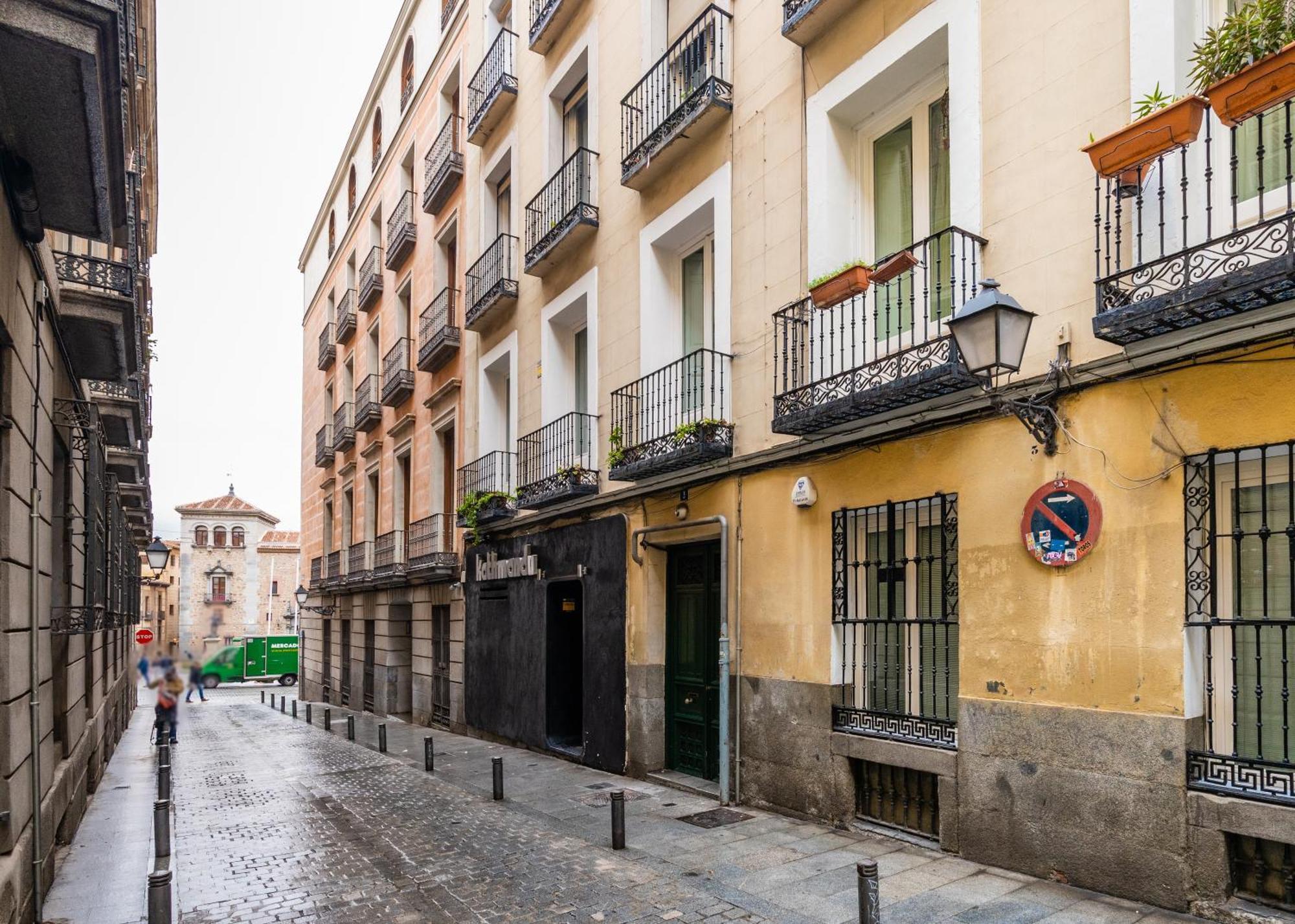 Spacious Modern-3Bedrooms 2Bathrooms-Plaza Mayor Madrid Bagian luar foto