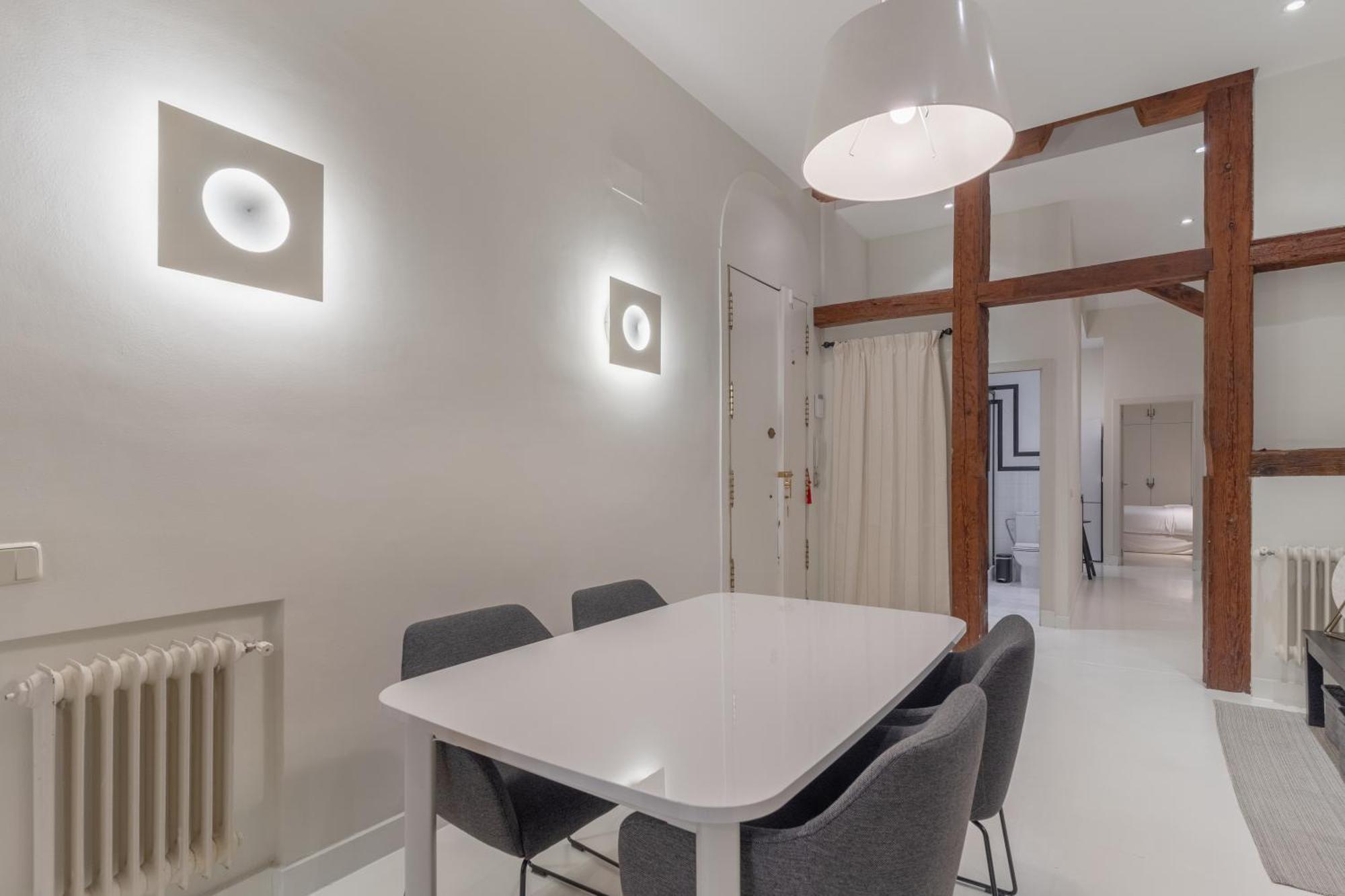Spacious Modern-3Bedrooms 2Bathrooms-Plaza Mayor Madrid Bagian luar foto