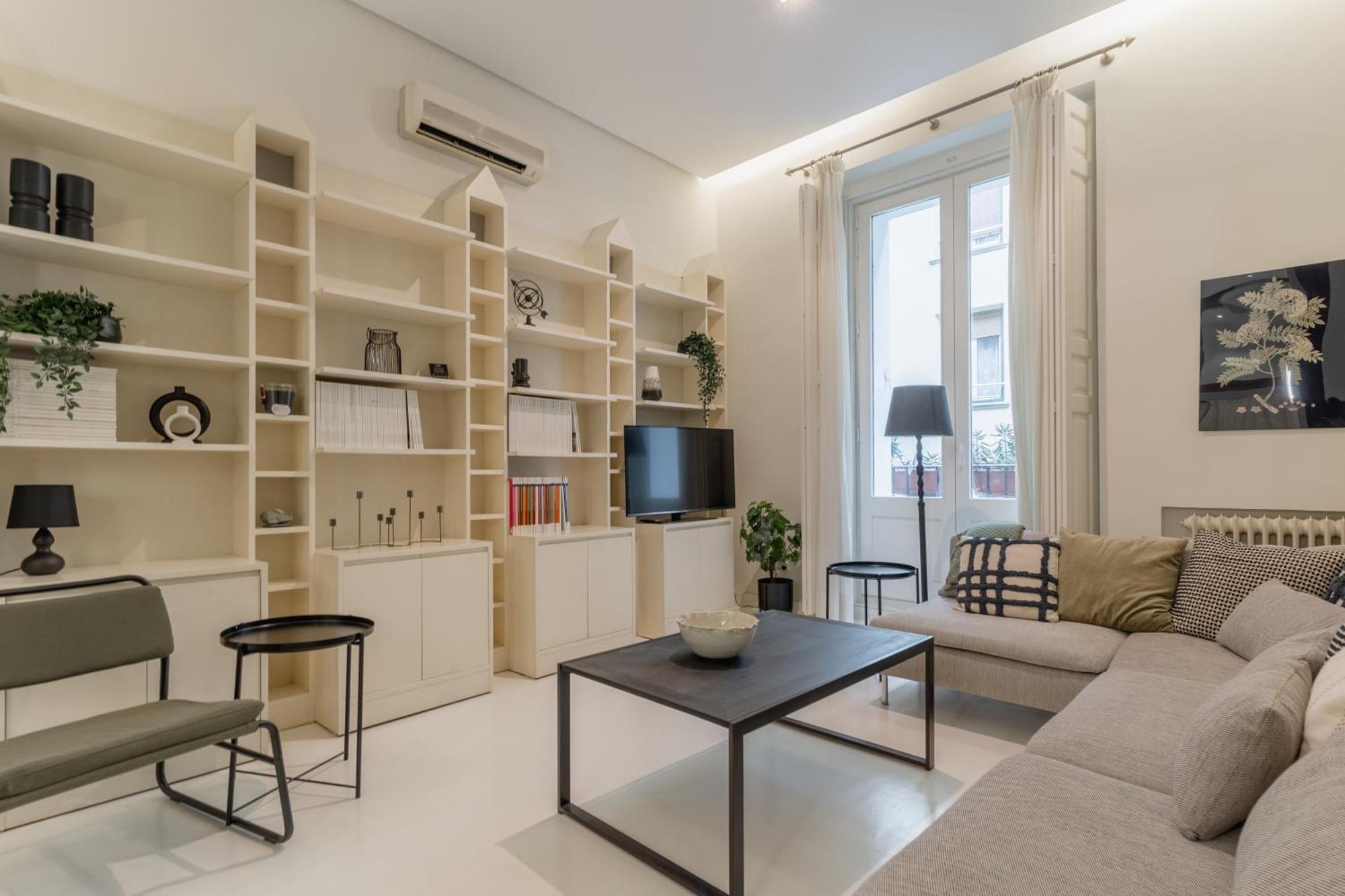 Spacious Modern-3Bedrooms 2Bathrooms-Plaza Mayor Madrid Bagian luar foto